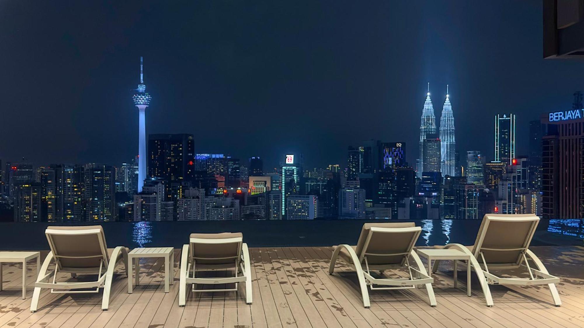 Harmony Luxury Suites At Lucentia Bukit Bintang City Center クアラルンプール エクステリア 写真
